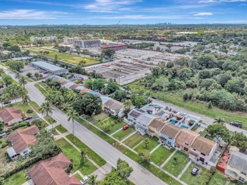 6224 SW 7th Street, Margate FL - photo 13 of 75