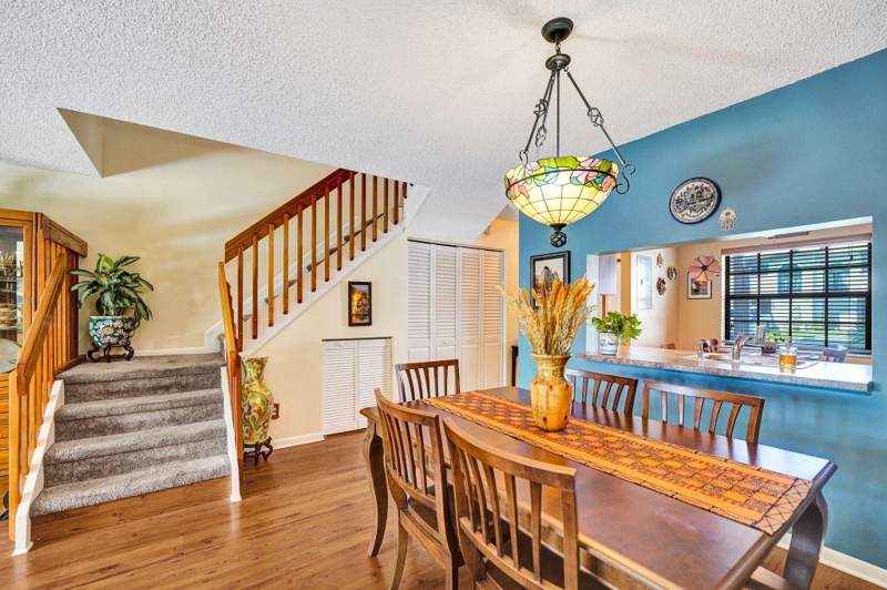 2 bedroom Townhouse at 10772 NW 11th Street, Pembroke Pointe Section Three, Pembroke Pines — photo 2