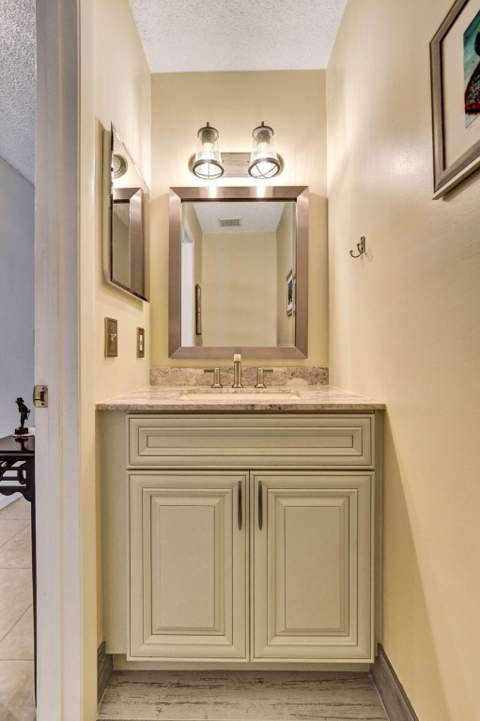 10772 NW 11th Street, Pembroke Pines FL - photo 11 of 29