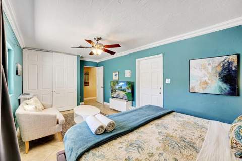 3488 NE 19th Avenue, Oakland Park FL - photo 18 of 36