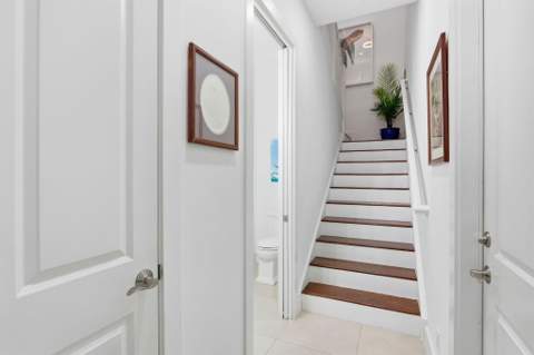 910 Hamilton Lane, Delray Beach FL - photo 11 of 34