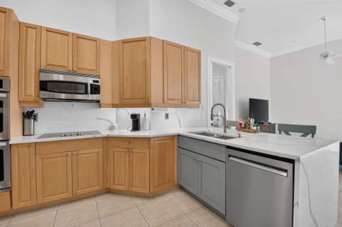 23329 Lago Mar Circle, Boca Raton FL - photo 10 of 28