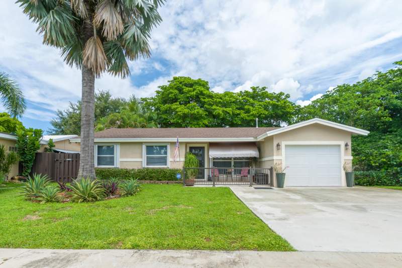 3 bedroom Single Family Residence at 11841 NW 33rd Street, Sunrise Golf Village, Sunrise — photo 3