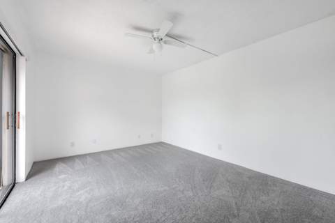 124 Lake Arbor Drive, Palm Springs FL - photo 16 of 37