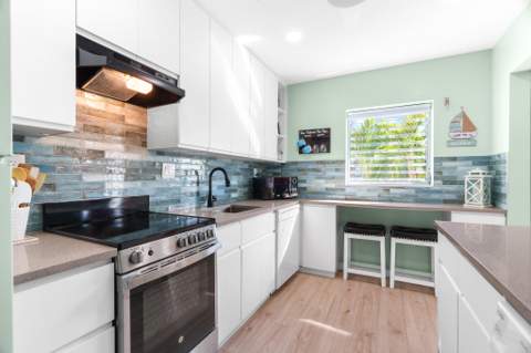 561 Bayshore Drive #7, Fort Lauderdale FL - photo 9 of 21