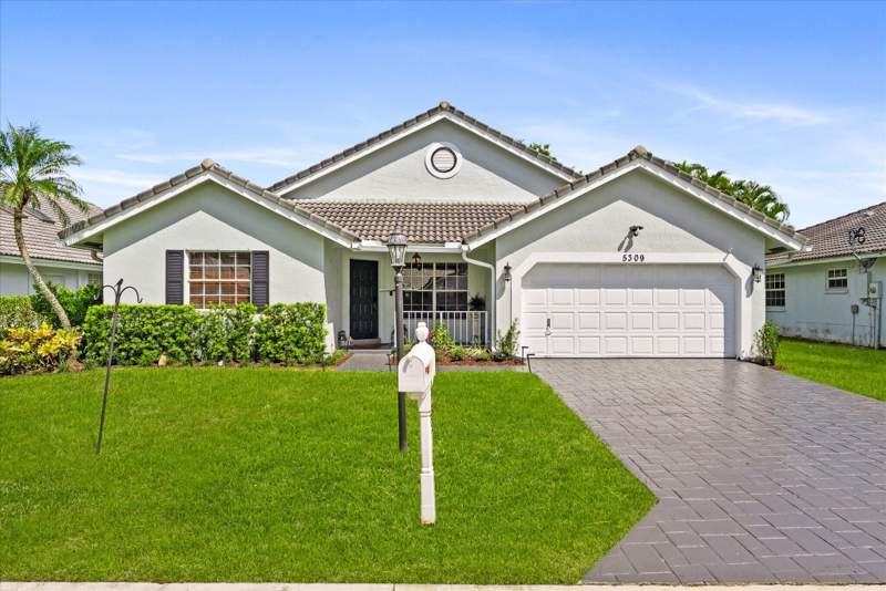3 bedroom Single Family Residence at 5309 Pine Circle, Pine Ridge Villas, Coral Springs — photo 2