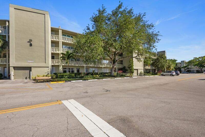 1 bedroom Condominium at 4028 Berkshire B #4028, Berkshire B Condo, Deerfield Beach — photo 2