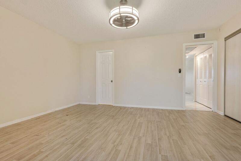 1 bedroom Condominium at 4028 Berkshire B #4028, Berkshire B Condo, Deerfield Beach — photo 5