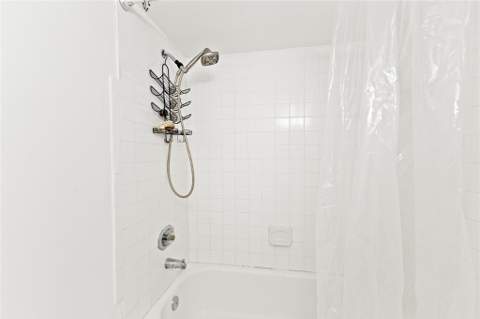 3199 Foxcroft Road #304, Miramar FL - photo 15 of 23