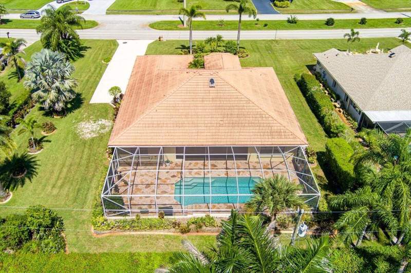 4 bedroom Single Family Residence at 2042 SE Westmoreland Boulevard, Sandpiper Bay, Port St. Lucie — photo 3
