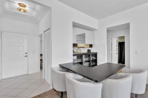 7508 La Paz Boulevard #204, Boca Raton FL - photo 13 of 48