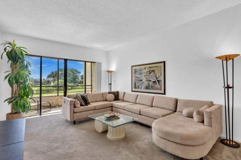 7508 La Paz Boulevard #204, Boca Raton FL - photo 18 of 48
