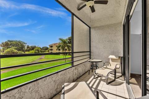 7508 La Paz Boulevard #204, Boca Raton FL - photo 20 of 48