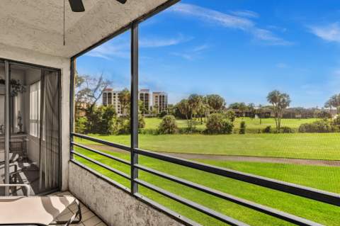 7508 La Paz Boulevard #204, Boca Raton FL - photo 21 of 48