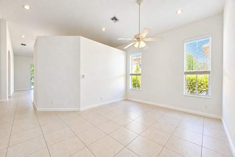 6128 Spring Lake Terrace, Fort Pierce FL - photo 7 of 32