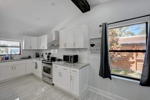 2507 Bimini Lane, Fort Lauderdale FL - photo 10 of 55
