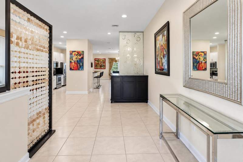 5 bedroom Single Family Residence at 10134 Boca Vista Drive, Boca Vista, Boca Raton — photo 2