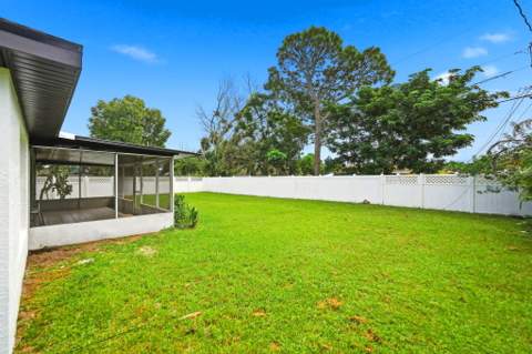942 SW John Maccormack Terrace, Port St. Lucie FL - photo 7 of 57