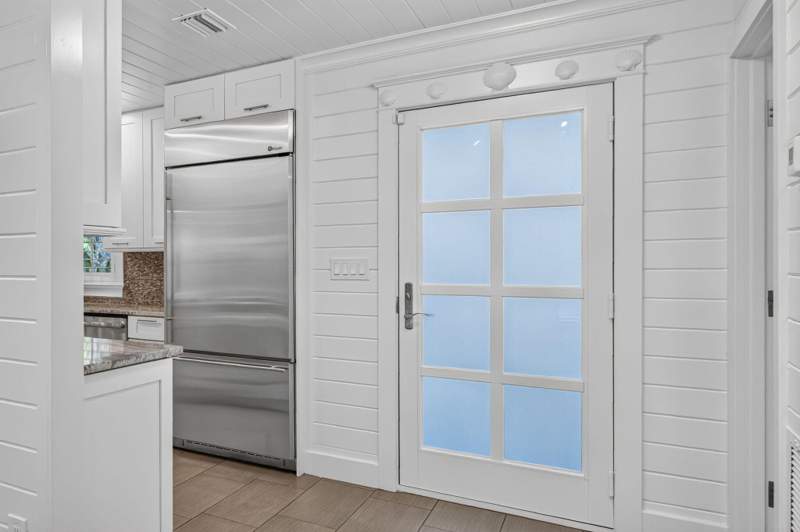 2 bedroom Single Family Residence at 338 SW Indian Groves Drive, Village Oaks Condo, Stuart — photo 5