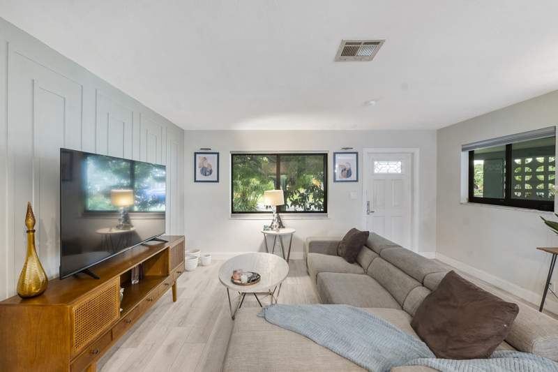 3 bedroom Single Family Residence at 4450 NW 19th Avenue, Tamarac Hills 3rd Sec, Oakland Park — photo 4