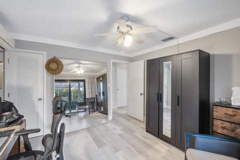 4450 NW 19th Avenue, Oakland Park FL - photo 16 of 25