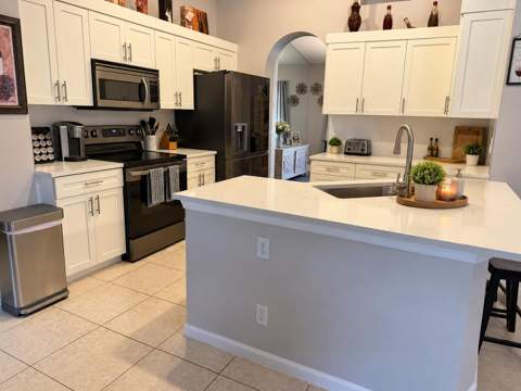 178 Park Road, Royal Palm Beach FL - photo 6 of 15