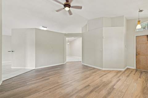 10627 NW 7th Street, Pembroke Pines FL - photo 12 of 31