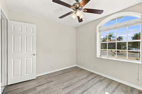 10627 NW 7th Street, Pembroke Pines FL - photo 24 of 31