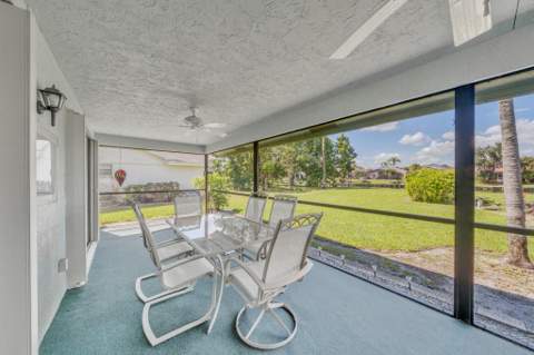 142 Parkwood Drive, Royal Palm Beach FL - photo 16 of 73