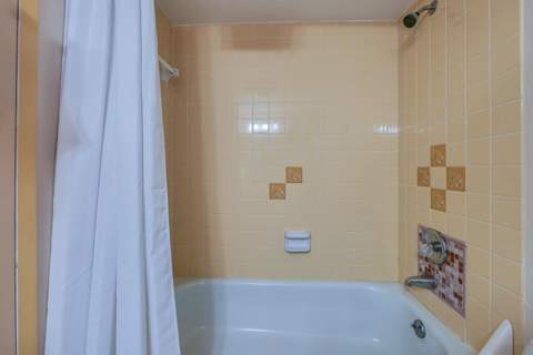 4851 NW 26th Court #343, Lauderdale Lakes FL - photo 16 of 36