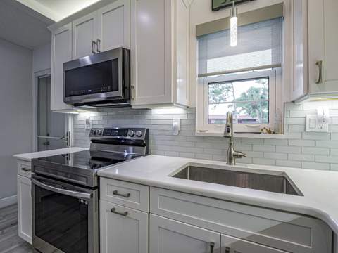 1975 SW Palm City Road #39 J, Stuart FL - photo 14 of 48