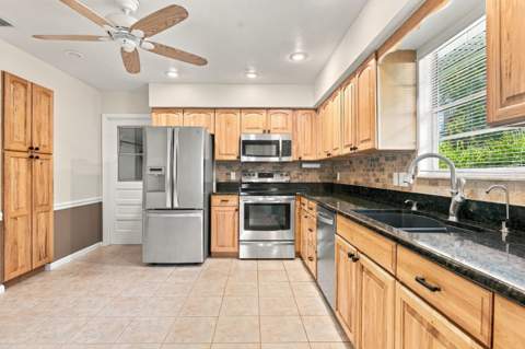 5503 Birch Drive, Fort Pierce FL - photo 9 of 47