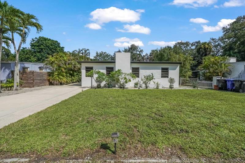 3 bedroom Single Family Residence at 1717 SW 14th Street, Riverside Estates 2nd Revision, Fort Lauderdale — photo 2