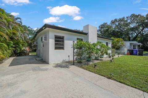 1717 SW 14th Street, Fort Lauderdale FL - photo 8 of 47