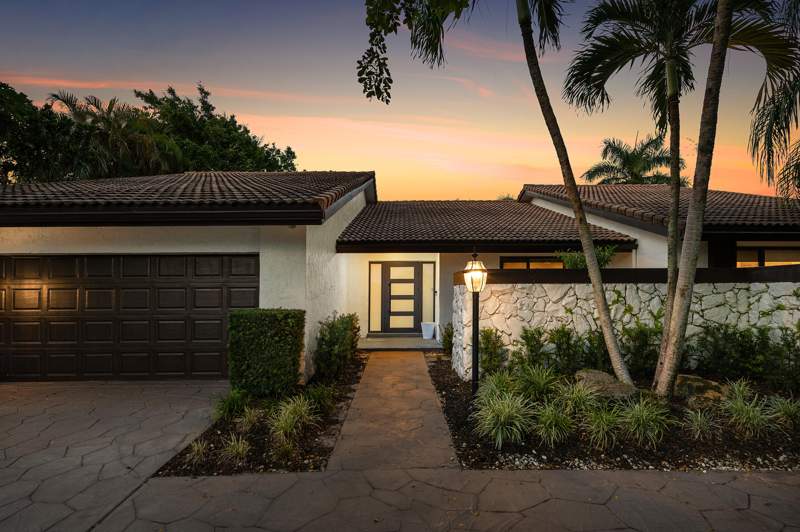 3 bedroom Single Family Residence at 3527 Pine Lake Court, Seagate Golf Club, Delray Beach — photo 3