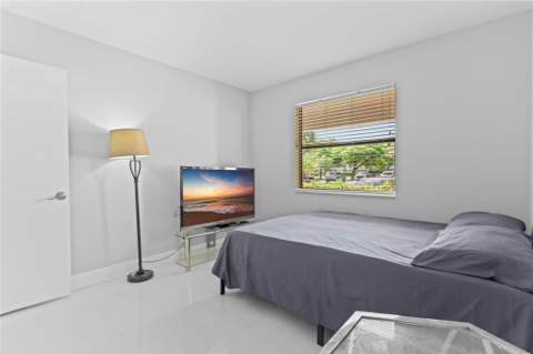 8751 Shadow Wood Boulevard #102, Coral Springs FL - photo 7 of 44