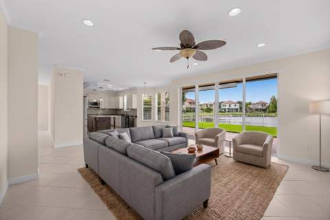 11179 SW Wyndham Way, Port St. Lucie FL - photo 18 of 73