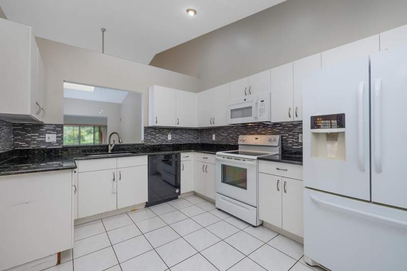 2 bedroom Villa at 3866 SW Inwood Pines Lane, Whispering Sound, Palm City — photo 5