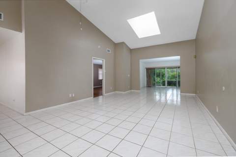 3866 SW Inwood Pines Lane, Palm City FL - photo 8 of 34