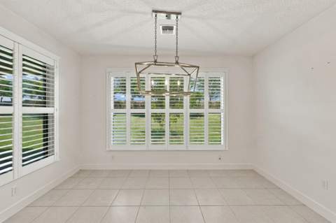 11852 SW Waterford Isle Way, Port St. Lucie FL - photo 12 of 39