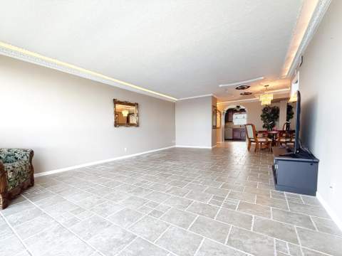 401 Lake Shore Drive #802, Lake Park FL - photo 15 of 40