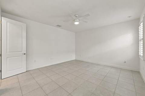 11852 SW Waterford Isle Way, Port St. Lucie FL - photo 15 of 39