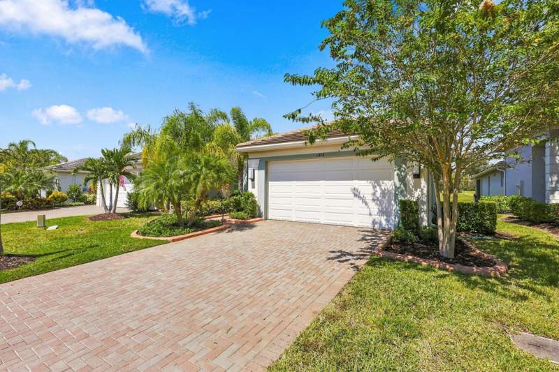 3 bedroom Single Family Residence at 11852 SW Waterford Isle Way, Riverland Parcel A - Plat Eleven, Port St. Lucie — photo 4