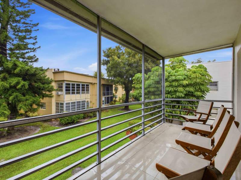 2 bedroom Condominium at 471 Capri J, Kings Point, Delray Beach — photo 5