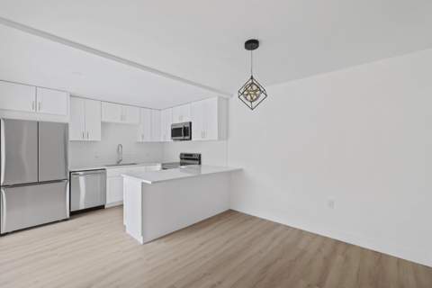 703 7th Terrace, Palm Beach Gardens FL - photo 8 of 36