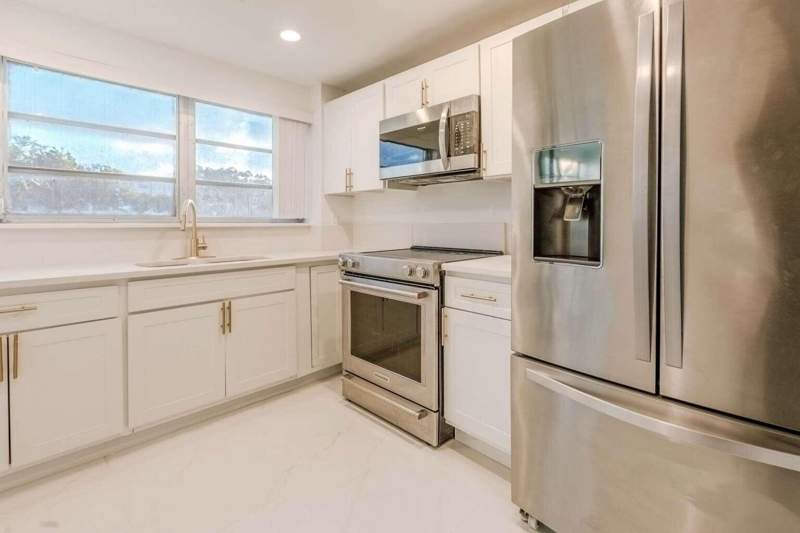 2 bedroom Condominium at 2401 NW 41st Avenue #101, Cypress Tree Condo Bldg 4, Lauderhill — photo 4