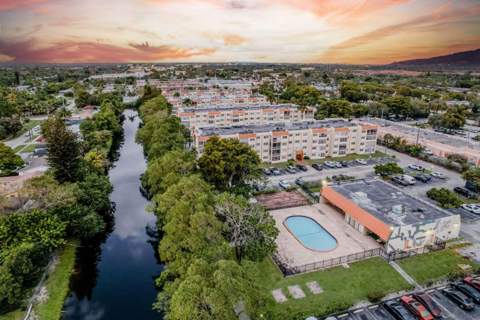2401 NW 41st Avenue #101, Lauderhill FL - photo 15 of 16