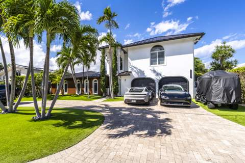 11 Castle Harbor Isle Drive, Fort Lauderdale FL - photo 6 of 53