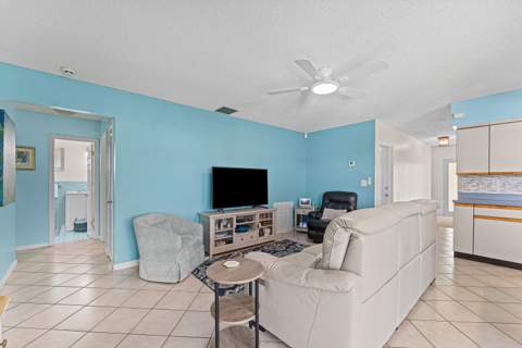4520 NW 5th Avenue, Boca Raton FL - photo 15 of 42