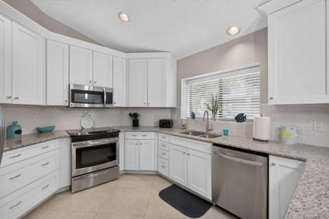 1103 Duncan Circle #201, Palm Beach Gardens FL - photo 15 of 54
